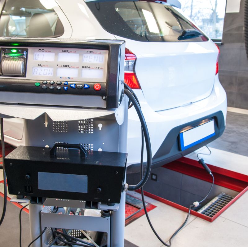 Abgasuntersuchung / AU (TÜV)